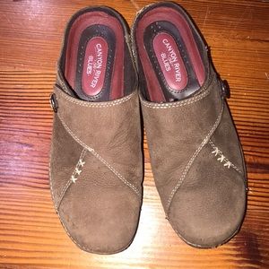 Vintage Canyon River Slip on Leather Clogs 6 M